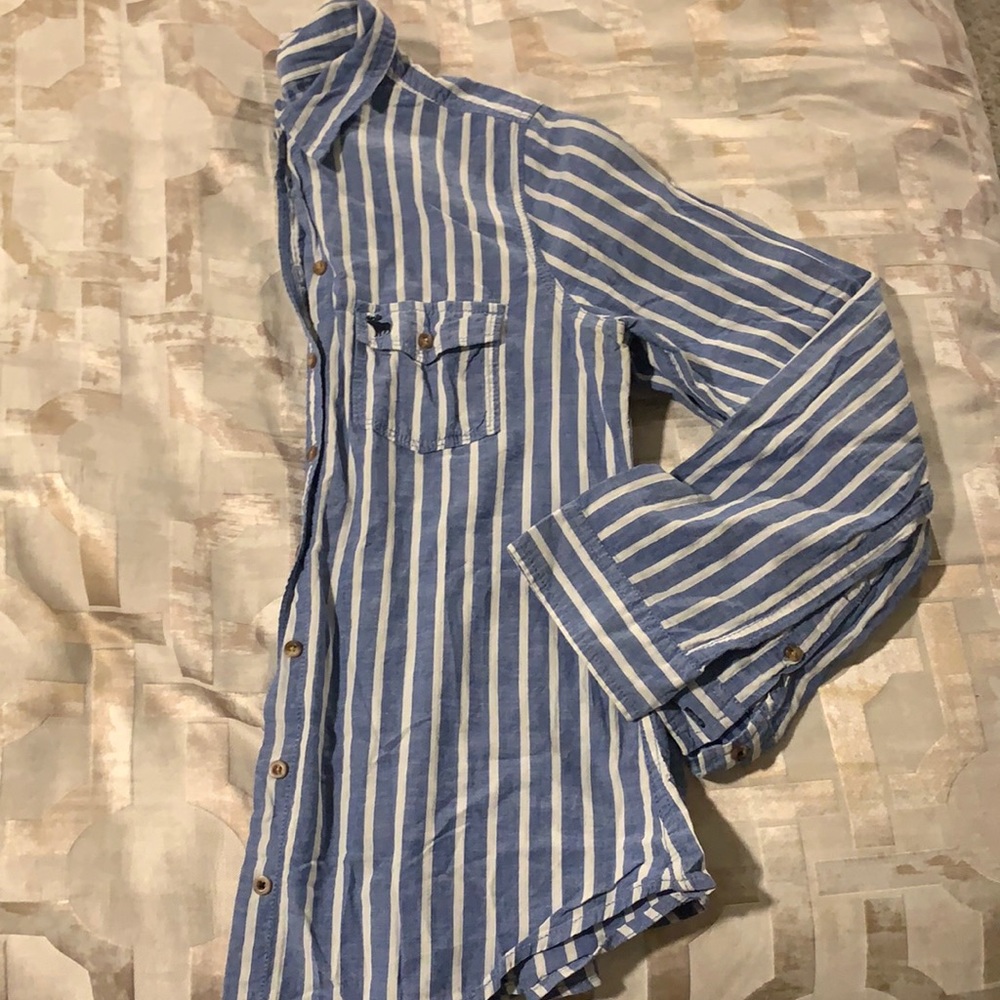 🪡 A&F Button Down